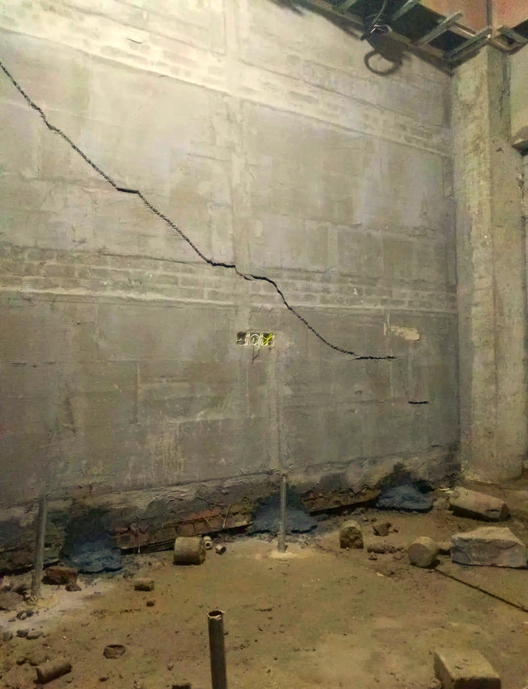 蚌埠固镇县房屋下沉加固